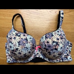Victoria's Secret Body by Victoria Lined Demi Bra
